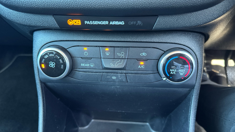 Ford Fiesta 1.0 EcoBoost Titanium 5dr Petrol Hatchback